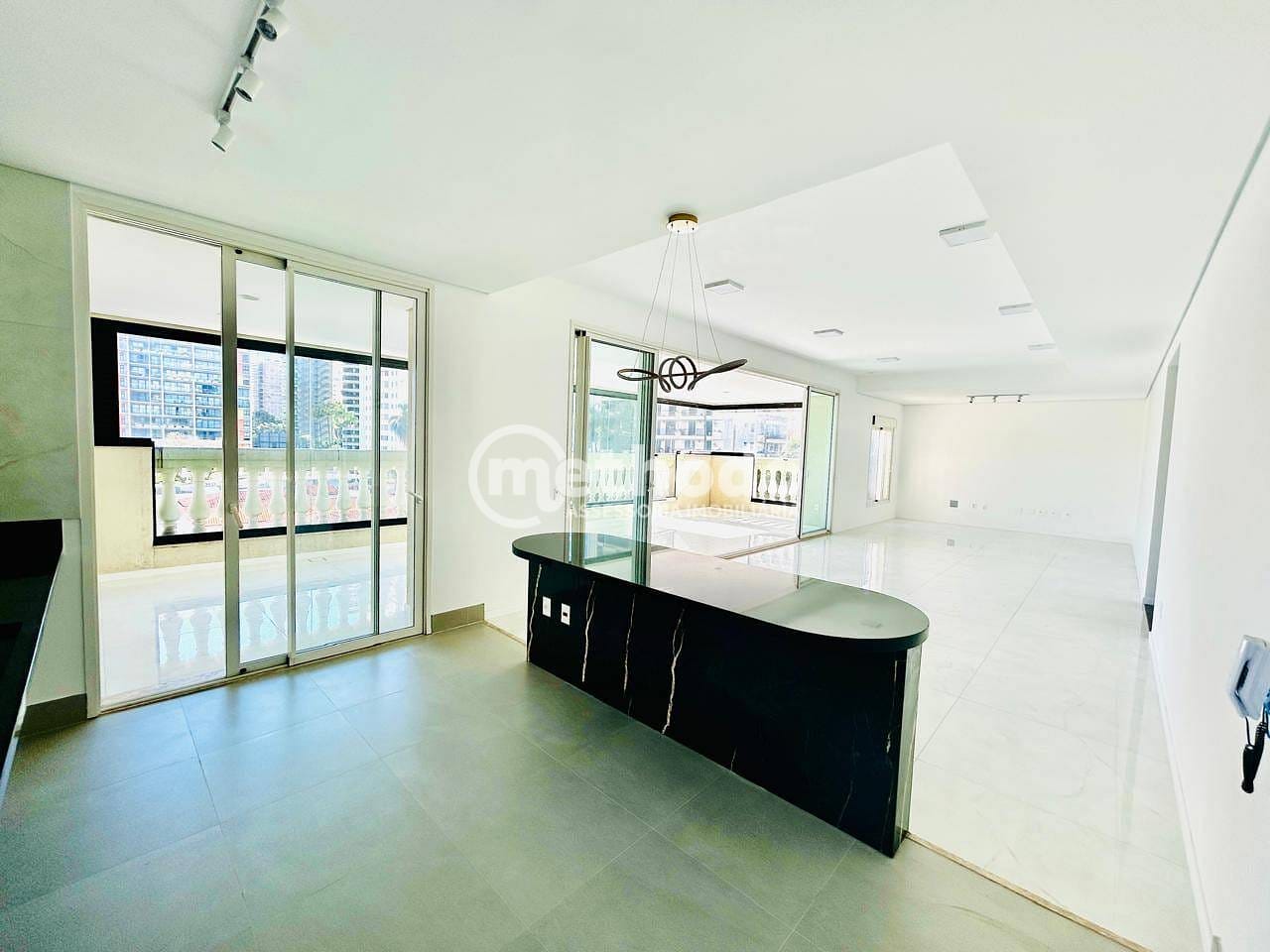 Apartamento, 3 quartos, 256 m² - Foto 13