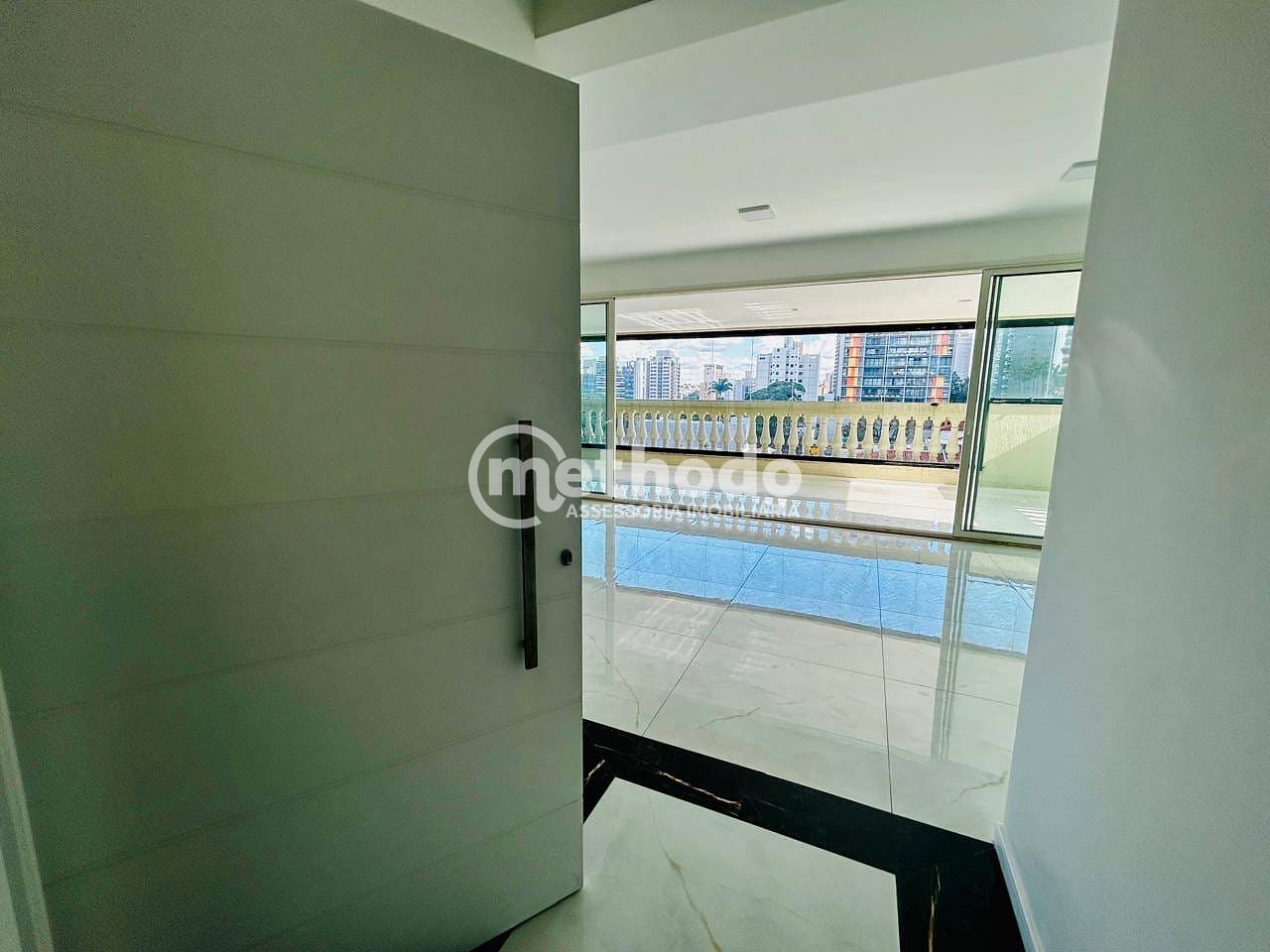Apartamento, 3 quartos, 256 m² - Foto 2