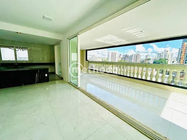 Apartamento com 256m² 3 quartos e 5 banheiros, à venda ou para alugar, no bairro Cambuí em Campinas