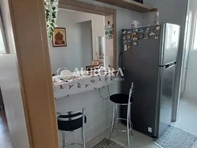Apartamento com 101m² 3 quartos e 1 banheiro, à venda, no bairro San Remo em Londrina