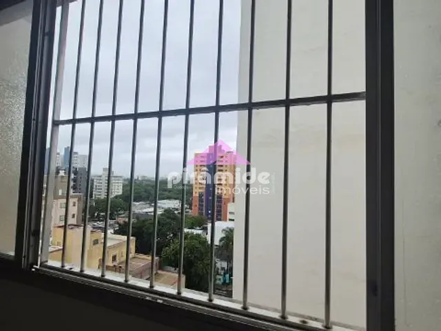 Apartamento com 96m² 3 quartos e 2 banheiros, para alugar, no bairro Vila Adyana em São José dos Campos