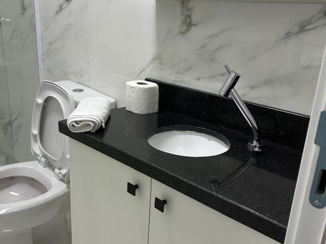 Apartamento com 205m² 3 quartos e 3 banheiros, à venda, no bairro Centro em Balneário Camboriú