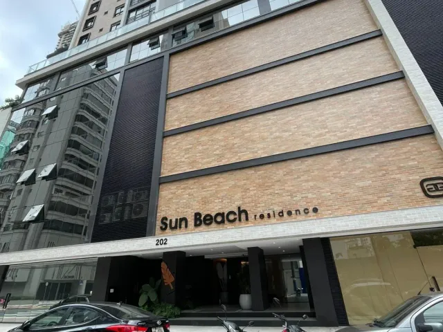 Apartamento com 234m² 4 quartos e 4 banheiros, à venda, no bairro Centro em Balneário Camboriú