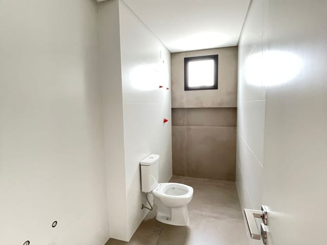 Apartamento com 234m² 4 quartos e 4 banheiros, à venda, no bairro Centro em Balneário Camboriú