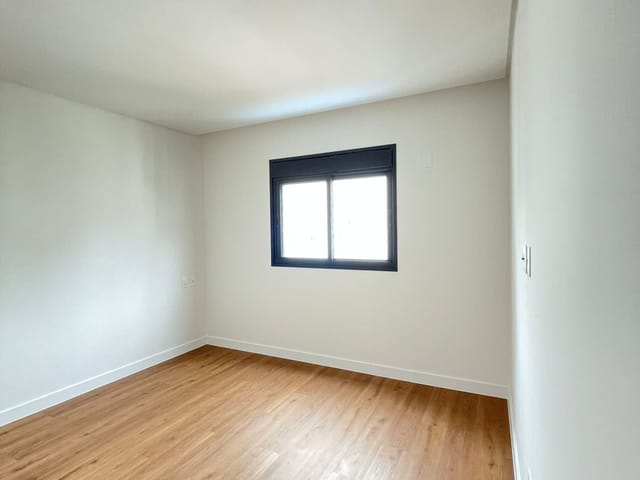 Apartamento com 234m² 4 quartos e 4 banheiros, à venda, no bairro Centro em Balneário Camboriú