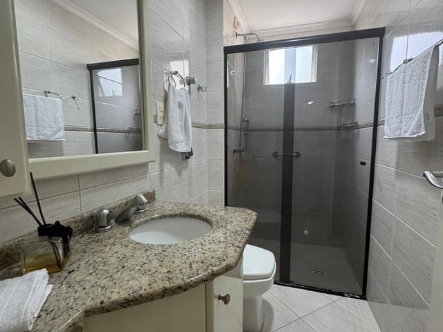 Apartamento com 119m² 3 quartos e 2 banheiros, à venda, no bairro Centro em Balneário Camboriú