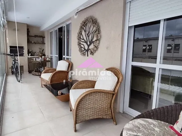 Apartamento com 118m² 3 quartos e 1 banheiro, à venda, no bairro Urbanova em São José dos Campos