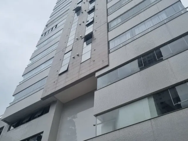 Apartamento com 126m² 2 quartos e 3 banheiros, à venda, no bairro Pioneiros em Balneário Camboriú