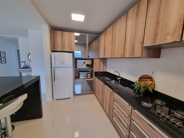 Apartamento com 126m² 2 quartos e 3 banheiros, à venda, no bairro Pioneiros em Balneário Camboriú