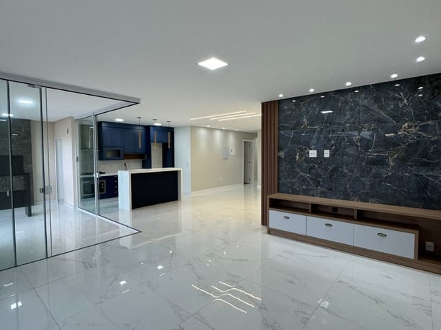 Foto do Apartamento - Apartamento à venda, Meia Praia, Itapema, SC | Interpraias Imóveis