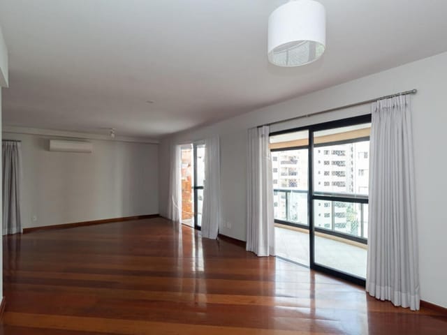 Foto do Apartamento - Apartamento à venda, Vila Uberabinha, São Paulo, SP | Vista Livre