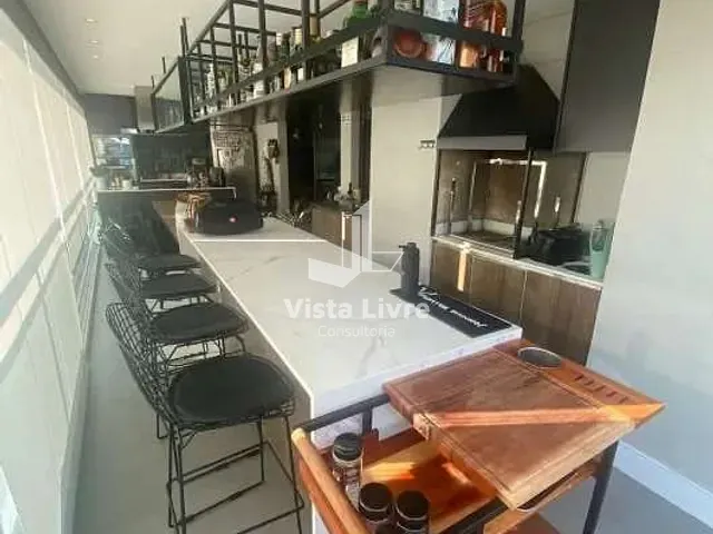 Apartamento com 145m² 3 quartos e 2 banheiros, à venda, no bairro Pinheiros em São Paulo