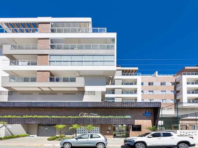 Apartamento com 142m² 2 quartos e 2 banheiros, à venda, no bairro Bombas em Bombinhas