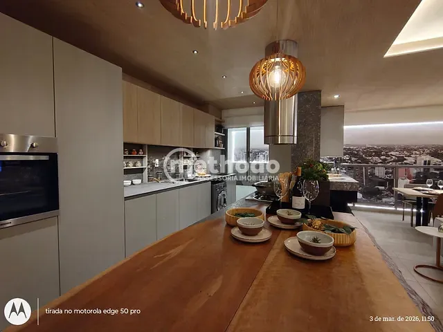 Apartamento com 2375m² 3 quartos e 4 banheiros, à venda, no bairro Cambuí em Campinas