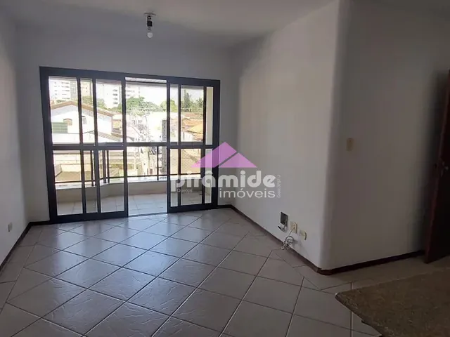 Apartamento com 108m² 3 quartos e 1 banheiro, à venda, no bairro Jardim das Nações em Taubaté