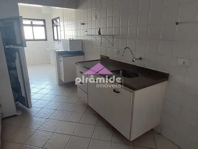 Apartamento com 108m² 3 quartos e 1 banheiro, à venda, no bairro Jardim das Nações em Taubaté