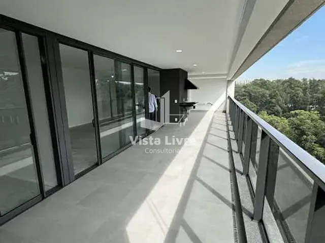 Apartamento com 186m² 4 quartos e 5 banheiros, à venda, no bairro Vila Cordeiro em São Paulo
