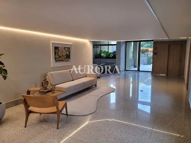 Apartamento com 238m² 3 quartos e 3 banheiros, à venda, no bairro Centro em Londrina