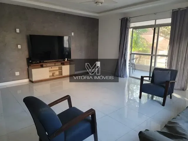 Apartamento com 240m² 4 quartos e 4 banheiros, à venda, no bairro Jardim da Penha em Vitória