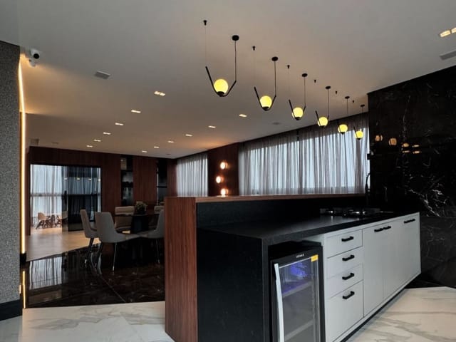 Apartamento com 100m² 3 quartos e 4 banheiros, à venda, no bairro Balneário Pereque em Porto Belo