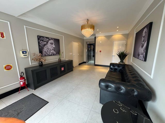 Apartamento com 198m² 4 quartos e 4 banheiros, à venda, no bairro Meia Praia em Itapema