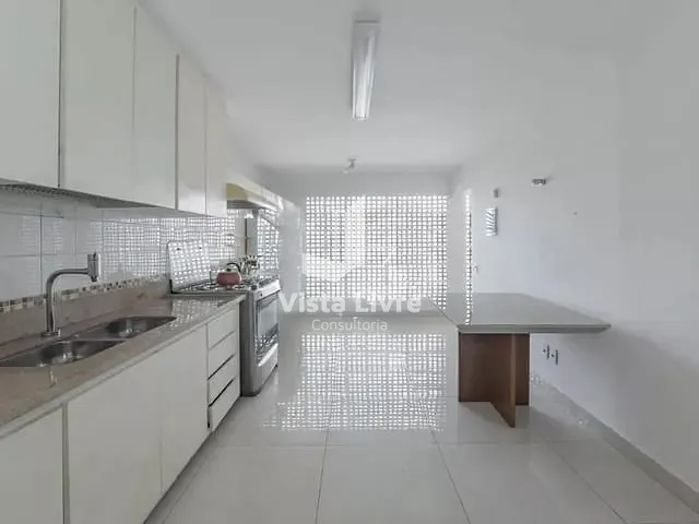 Apartamento com 110m² 3 quartos e 2 banheiros, à venda, no bairro Itaim Bibi em São Paulo