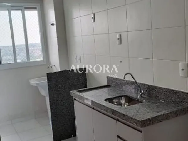 Apartamento 3 quartos e 2 banheiros, à venda, no bairro São Vicente em Londrina