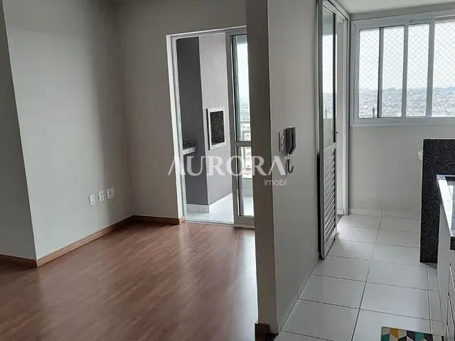 Apartamento 3 quartos e 2 banheiros, à venda, no bairro São Vicente em Londrina