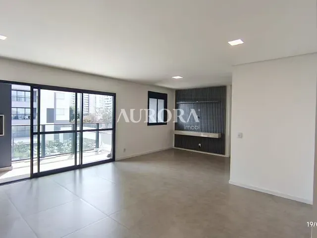 Apartamento 2 quartos e 3 banheiros, para alugar, no bairro Gleba Fazenda Palhano em Londrina