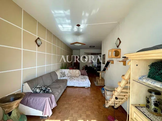 Apartamento com 199m² 3 quartos e 2 banheiros, à venda, no bairro Centro em Londrina