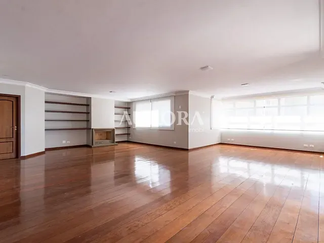 Apartamento com 726m² 4 quartos e 5 banheiros, à venda, no bairro Centro em Londrina