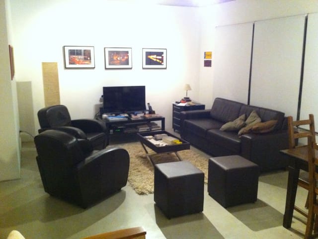 Foto do Apartamento - Apartamento mobiliado para locação , 70m ² area útil, 01 quarto, 02 vagas Max Haus , Av. Miguel Yunes São Paulo/SP | Paulista Imóveis