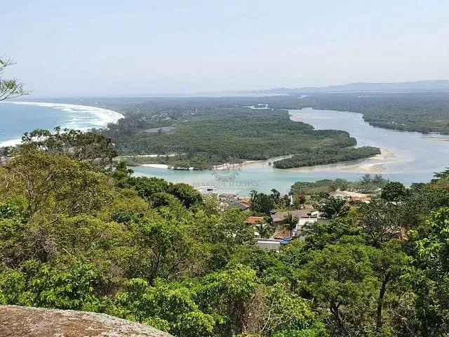 Terreno com 150000m², à venda, no bairro Barra de Guaratiba em Rio de Janeiro
