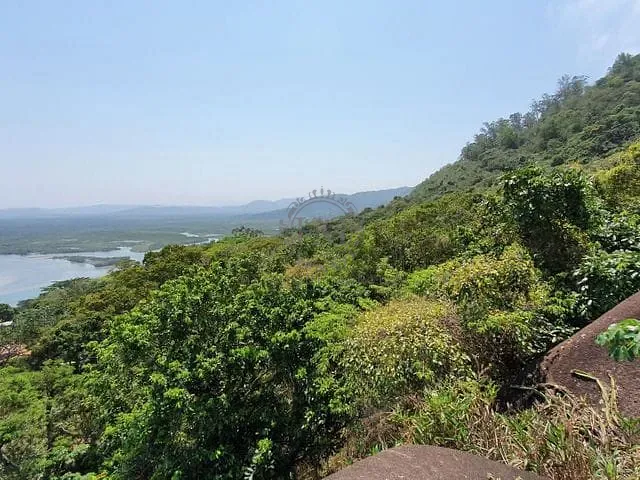 Área com 150000m², à venda, no bairro Barra de Guaratiba em Rio de Janeiro