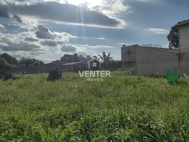 Área com 1300m², à venda, no bairro Parque Urupês em Taubaté