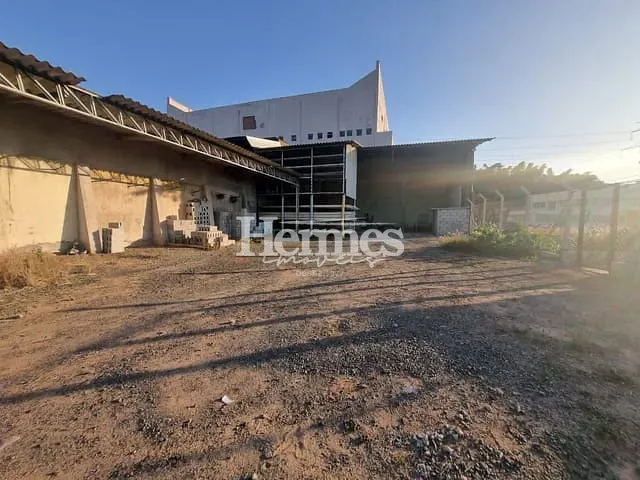 Terreno com 3000m², à venda, no bairro Vila Sônia (Sousas) em Campinas
