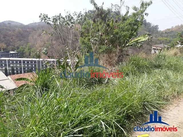 Terreno à venda, no bairro Loteamento da Chácara em Barra Mansa