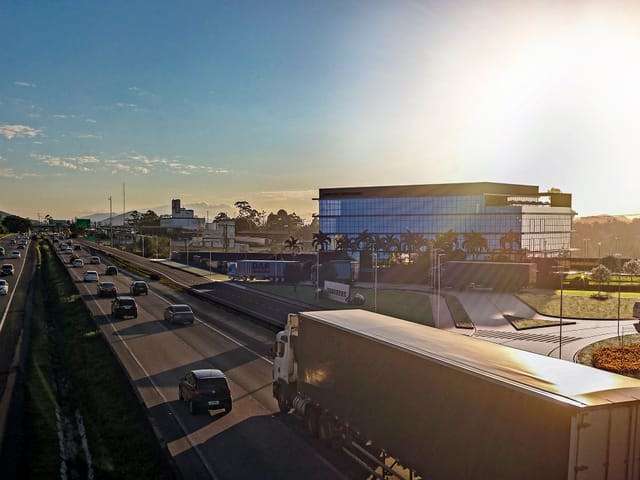 Terreno com 2669m², à venda, no bairro Volta Grande em Navegantes