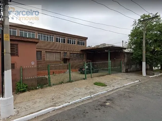 Galpão / Barracão com 1595m², à venda, no bairro Vila Nova Manchester em São Paulo