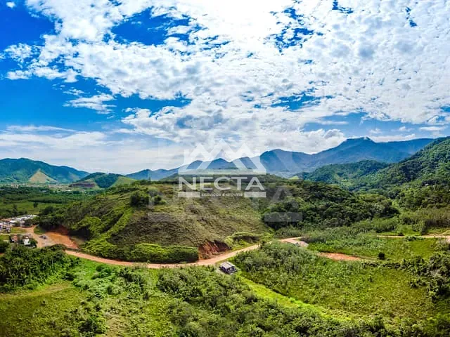 Área com 13004m² 1 quarto e 1 banheiro, à venda, no bairro Caçandoca em Ubatuba