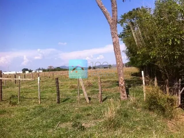 Terreno com 240000m², à venda, no bairro Feital em Pindamonhangaba