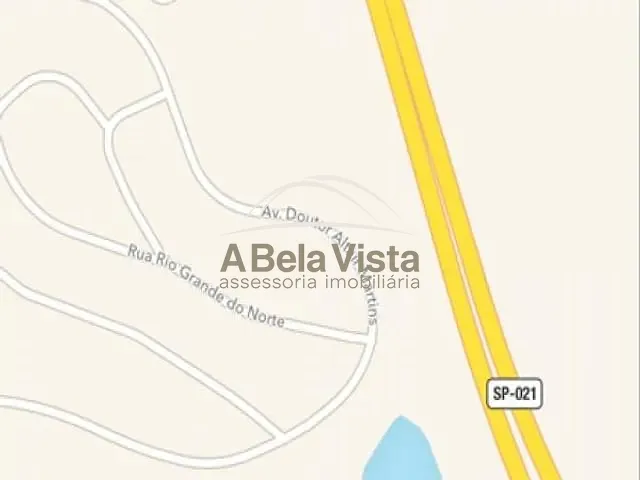 Área com 216m², à venda, no bairro Gramado em Cotia