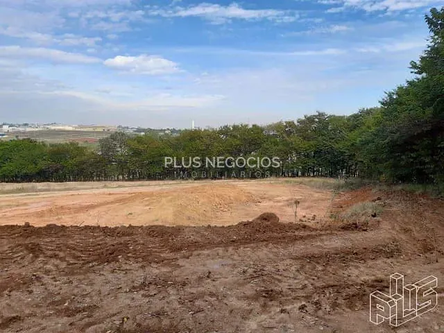 Área à venda, no bairro Zona Industrial em Sorocaba