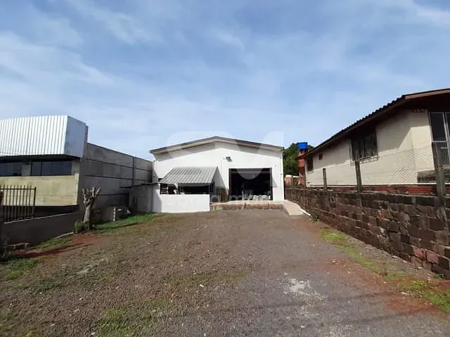 Galpão / Barracão com 422m², à venda, no bairro São Cristóvão em Chapeco