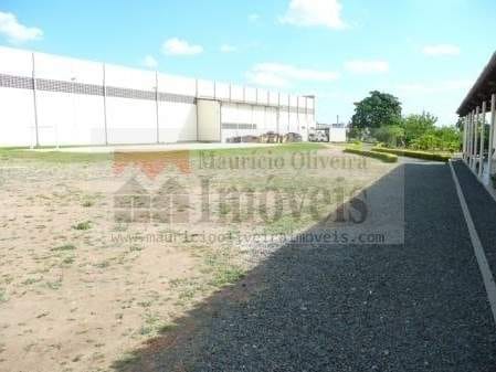 https://static.arboimoveis.com.br/AR0166_CG/area-industrial-para-locacao-em-feira-de-santana-ba-no-bairro-centro-industrial-subae1630959009444ipogn.jpg