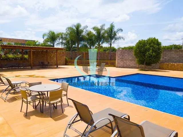 Terreno com 543m², à venda, no bairro Residencial Village Damha em Araraquara