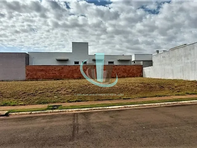 Terreno com 389m², à venda, no bairro Jardim Magnólias em Araraquara