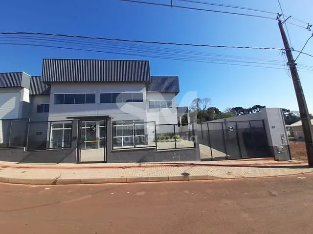 Galpão / Barracão com 580m², para alugar, no bairro Dom Pascoal em Chapecó