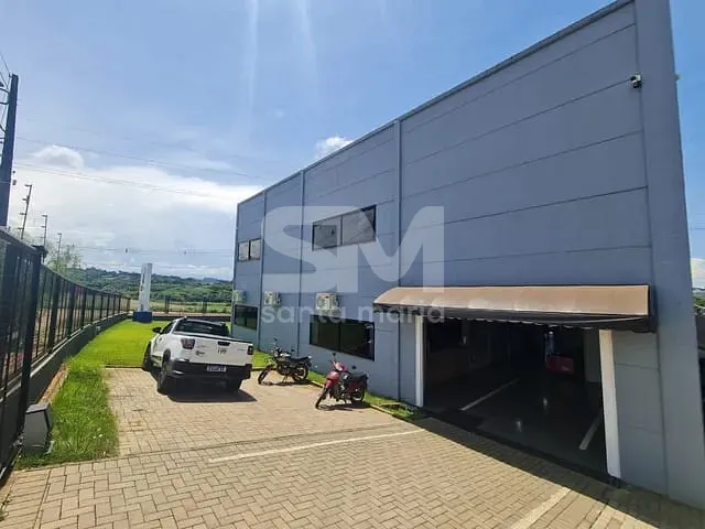 Galpão / Barracão com 676m², para alugar, no bairro Lajeado em Chapecó