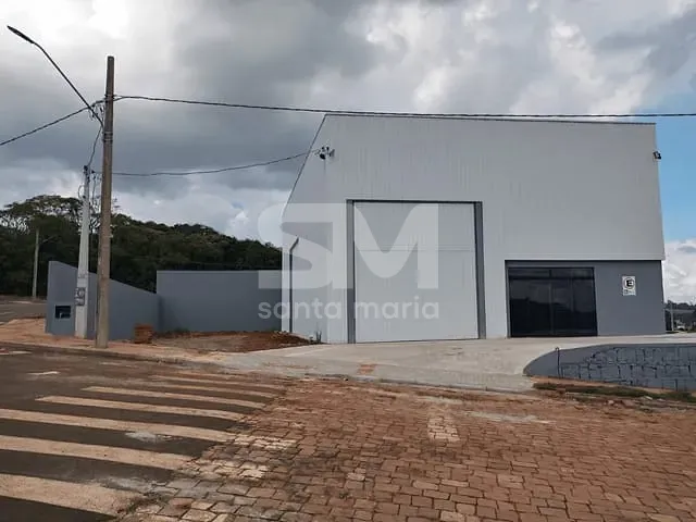 Galpão / Barracão com 620m², para alugar, no bairro Belvedere em Chapecó